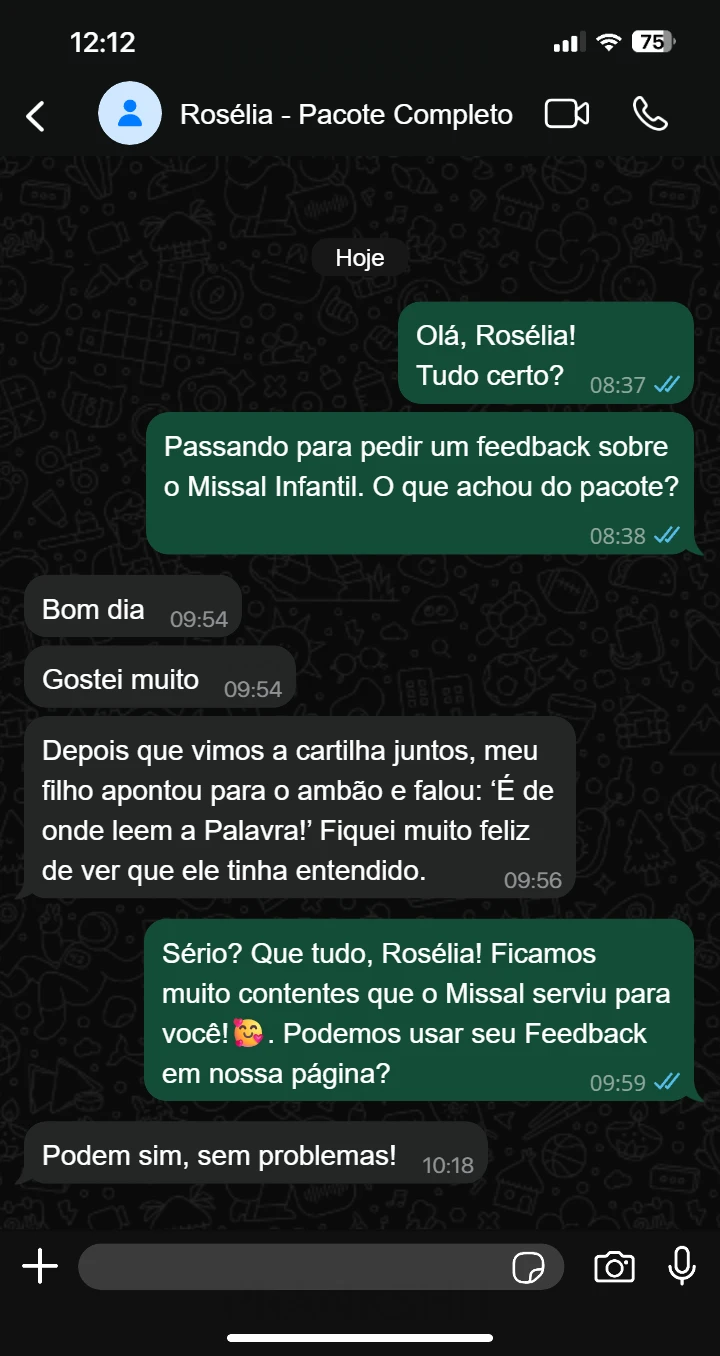 Print da conversa no WhatsApp com o feedback de Rosélia, cliente do Pacote Completo, e a autorização para usá-lo na página